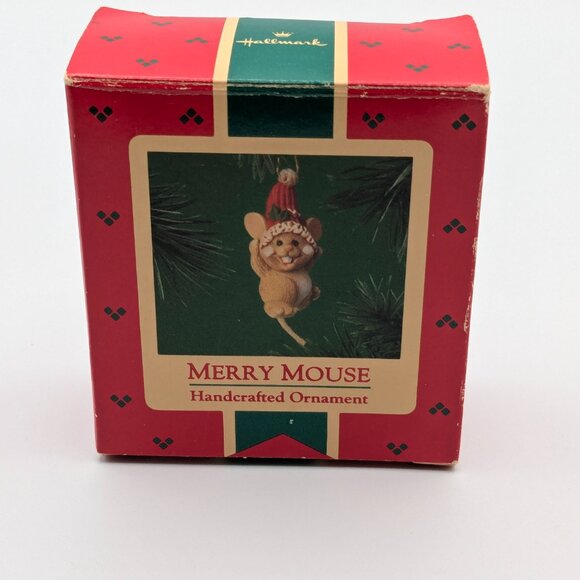 Hallmark Keepsake Merry Mouse 1985, Vintage Christmas Ornament - Picture 8 of 12